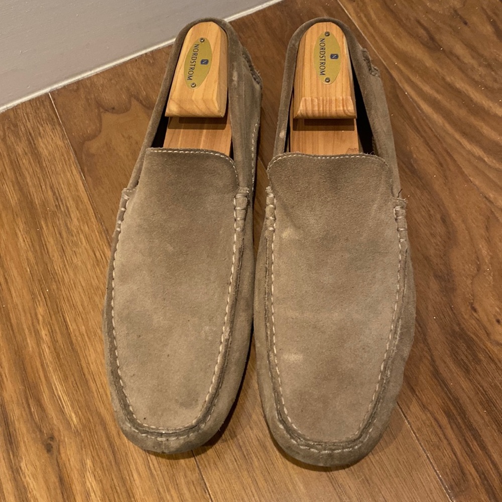 DKNY mens loafers